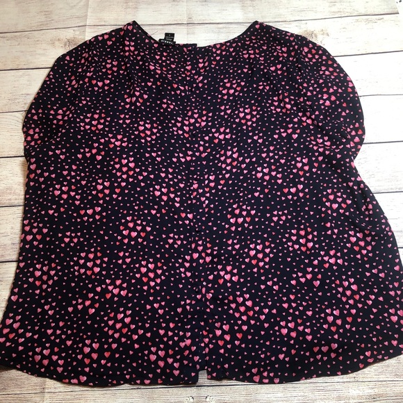 Torrid Pink Heart Print Blouse - Picture 4 of 9